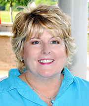 AuthorPhoto_TheTruthAboutLilly